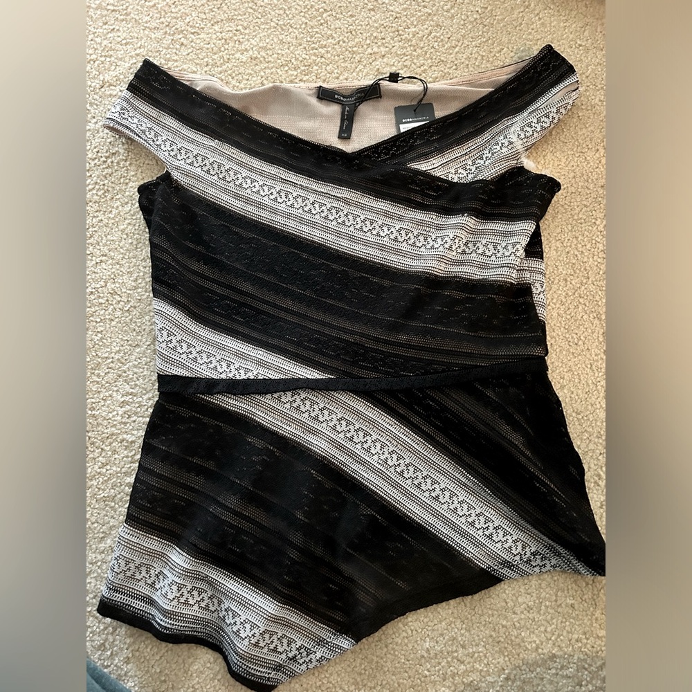 BCBG Denny top NWT xs